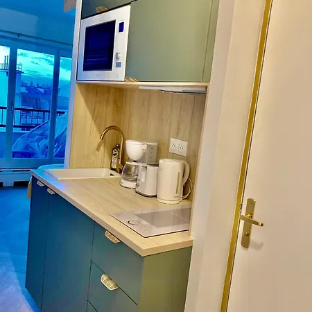 Appartamento 16eme, Neuf, Dore So Chic Et Balcon Parigi